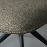 LABEL51 Eetkamerstoel Finn Stof Royal Boucle Mushroom 170 Details